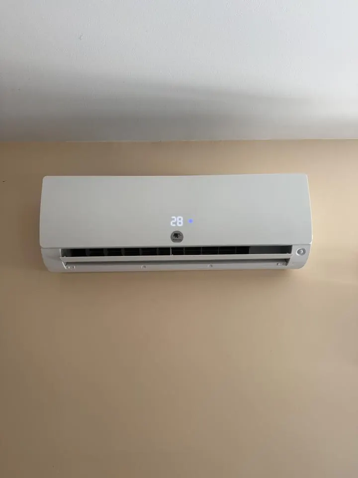 Climatisation réversible murale en séjour — pose I ELEC